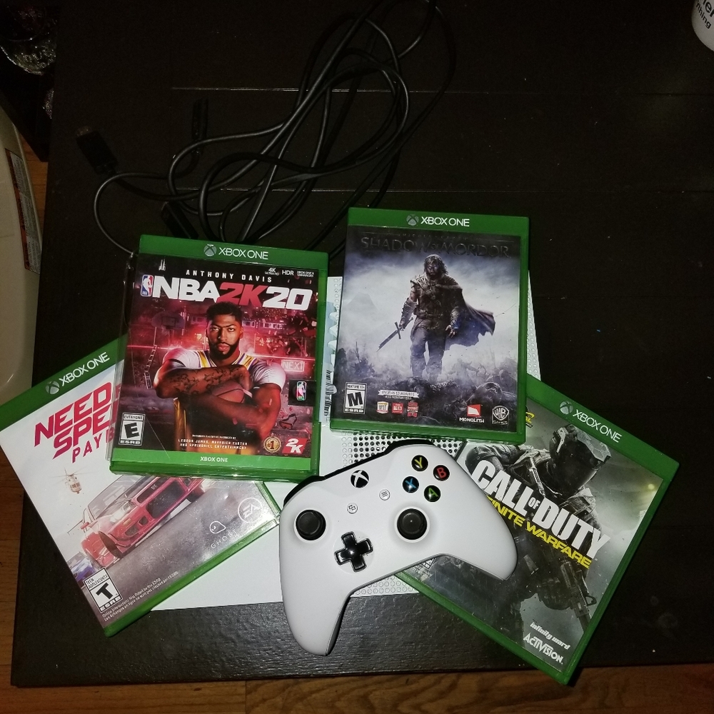 Xbox console - Picture 4 of 8